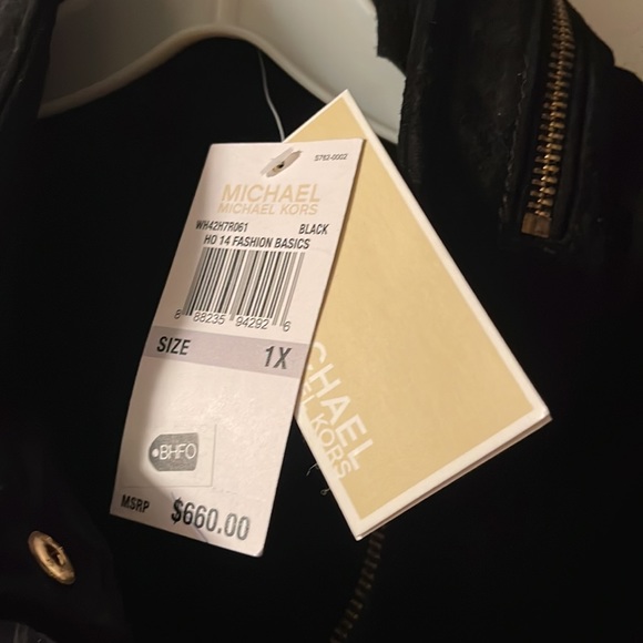 Michael Kors - Picture 2 of 2